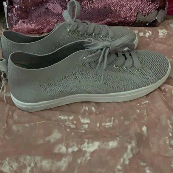 Grey Knit Sneakers  - Picture 4 of 6